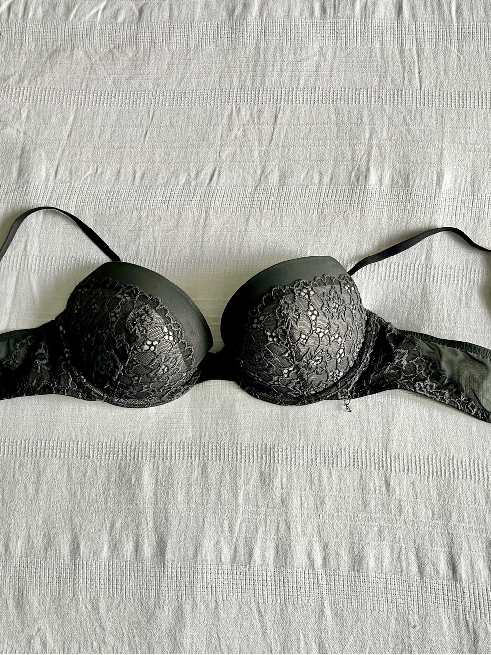 aerie Black Lace Push-Up Bra with Floral Overlay